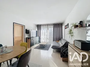 Apartment in La Rochelle (17000)
