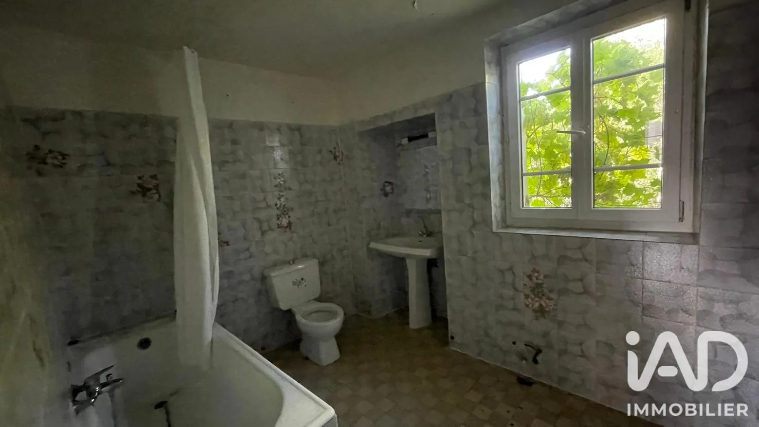 Vente maison à Noiseau (94880) : maison 7 pièces 163 m² - 2100464 — 2