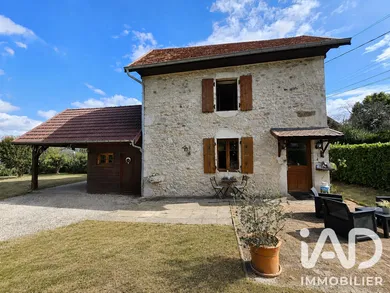 Maison de village à Peyrieu (01300)