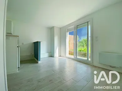 Studio in Livry-Gargan (93190)
