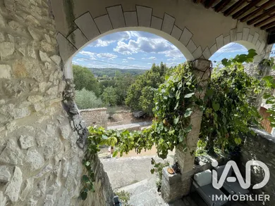 Maison de village à Lussan (30580)