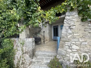 Maison de village à Lussan (30580)