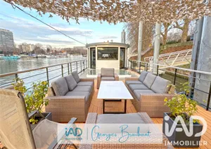 Barge in Clichy (92110)