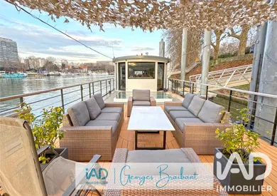 Barge in Clichy (92110)