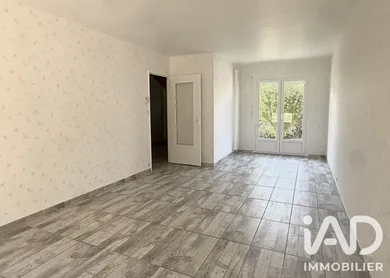House in Troyes (10000)