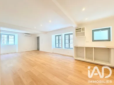 House in Volvic (63530)
