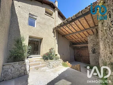 Maison de village à Peyraud (07340)