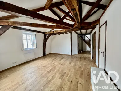 Apartment in Pontoise (95300)
