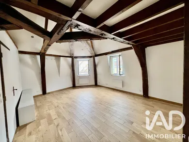 Apartment in Pontoise (95300)