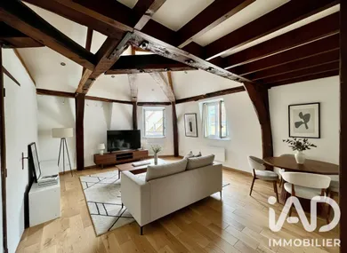 Apartment in Pontoise (95300)