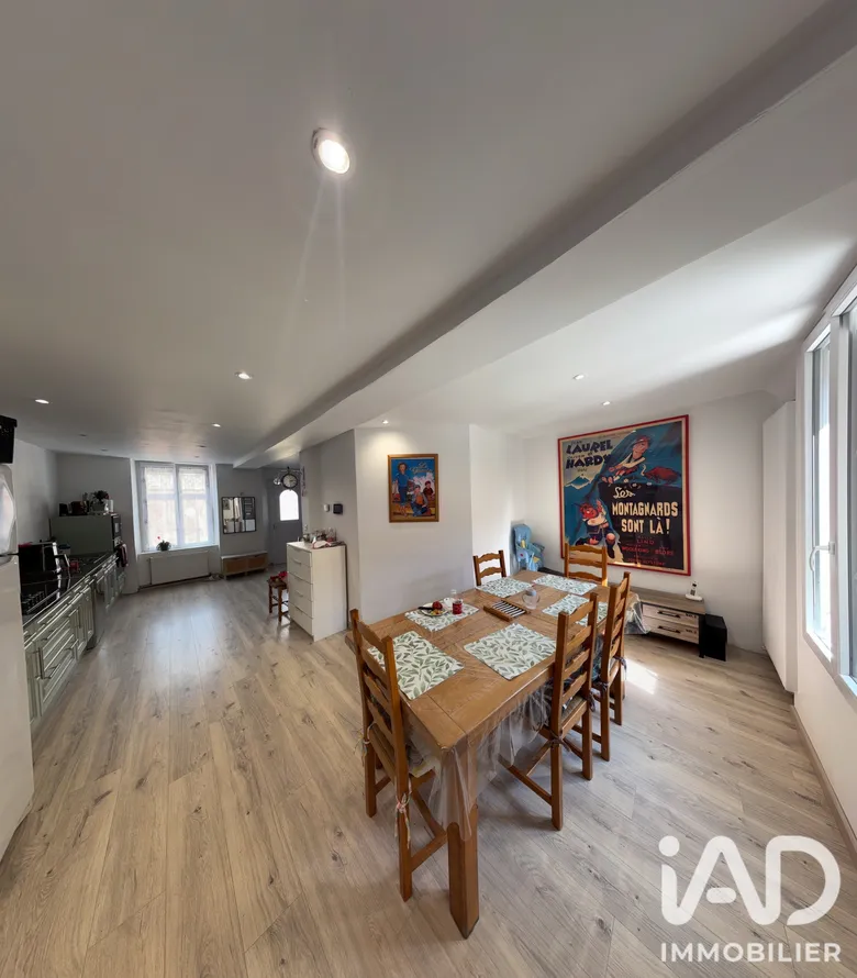 Maison 7 pièces 121 m² · à Estrées-Saint-Denis · 121 m² · 280 000 €