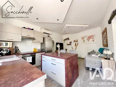 Appartement à Toulon (83200)