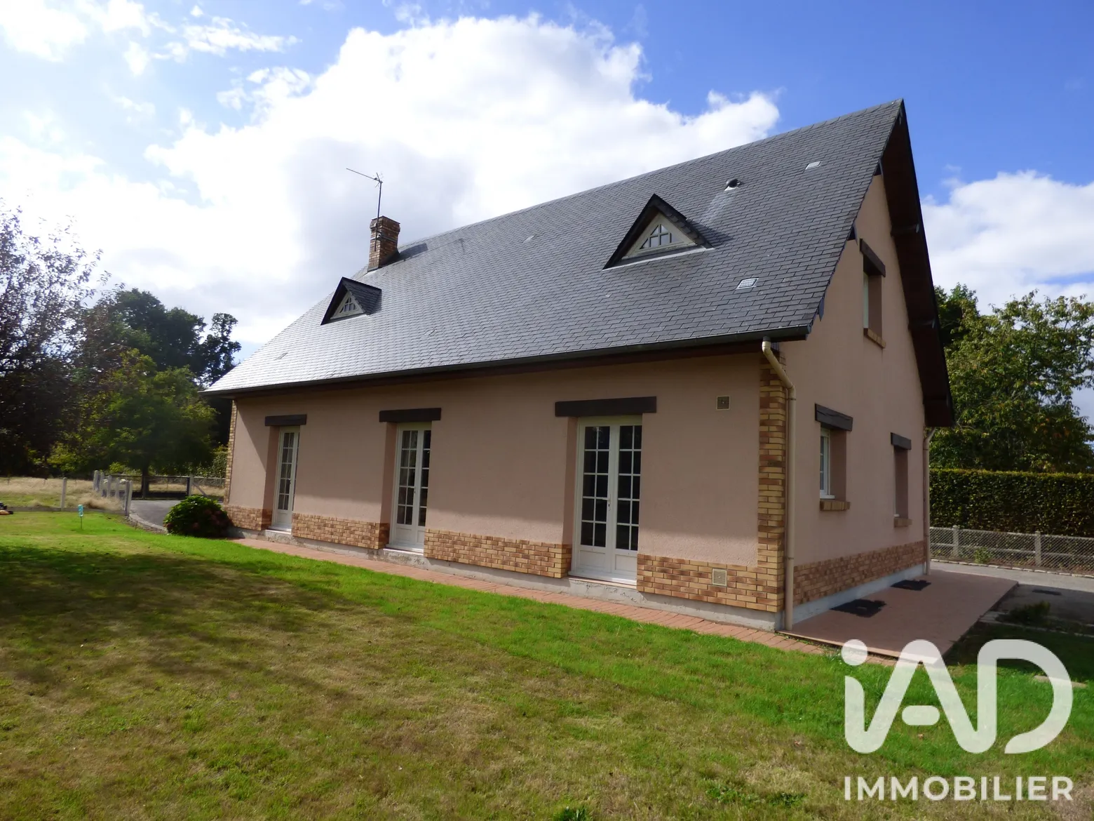 Vente maison à Yerville (76760) : maison traditionnelle 4 pièces 90 m² - 2100161 — 2