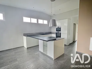 Apartment in Tourcoing (59200)