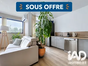 Appartement à APT (84400)