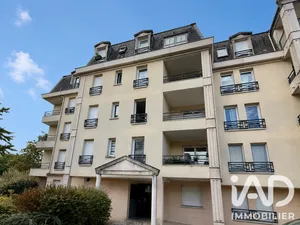 Apartment in Étiolles (91450)