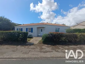 Maison traditionnelle à Terval (85120)