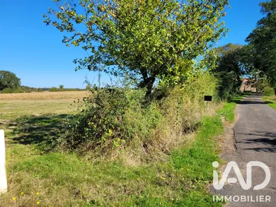 Building plot in Vernon (86340)