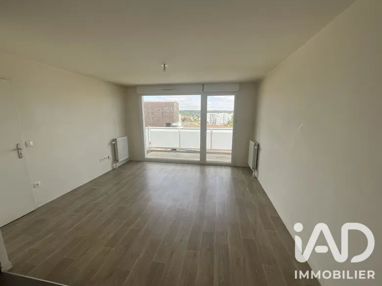 Appartement 2 pièces 43 m² · à Mantes-la-Ville · 43,4 m² · 140 000 €