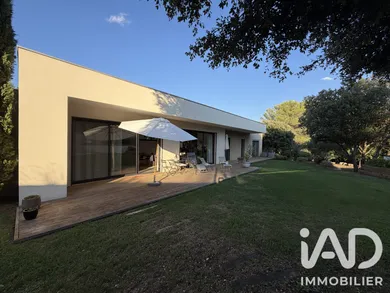Maison d'architecte à Nîmes (30900)
