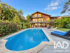 House in La Possession (97419)