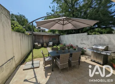 Duplex à Saint-Thibault-des-Vignes (77400)