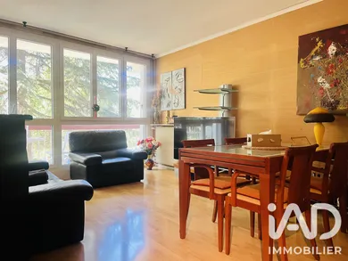 Apartment in Chilly-Mazarin (91380)
