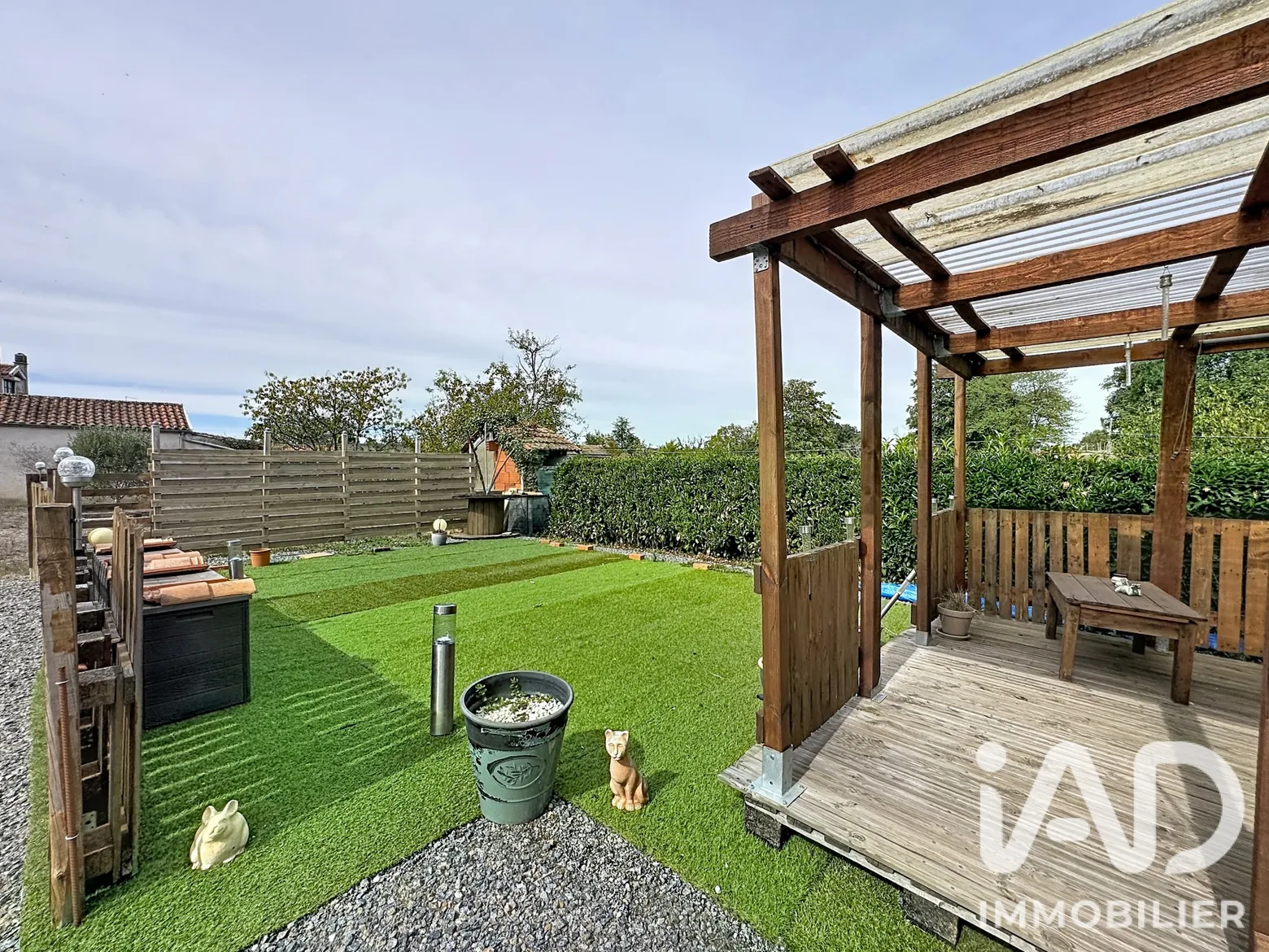 Vente maison à Terres-de-Haute-Charente (16270) : maison 6 pièces 170 m² - 2099948 — 3