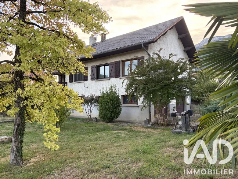 Maison 4 pièces 99 m² · à Bernin · 99 m² · 449 000 €