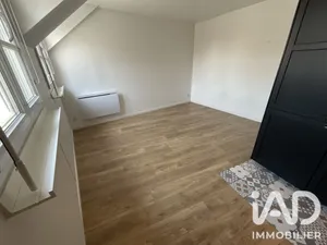 Apartment in Bondoufle (91070)