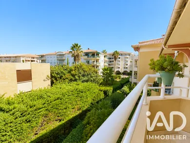 Appartement à Fréjus (83600)