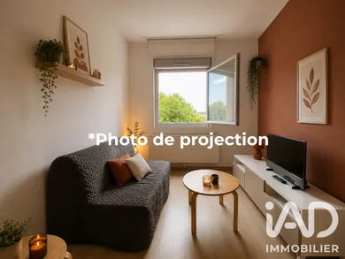 Apartment in Reims (51100)