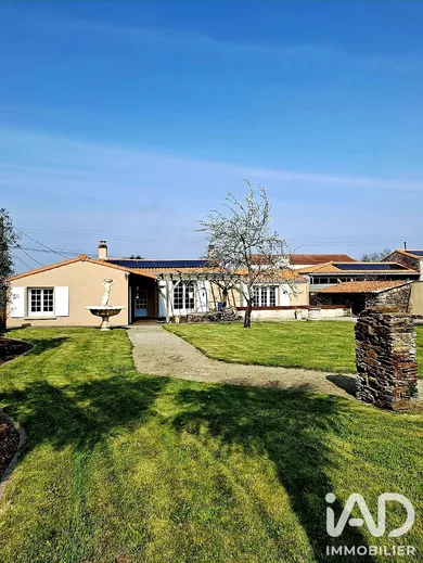 Maison de village à Le Loroux-Bottereau (44430)
