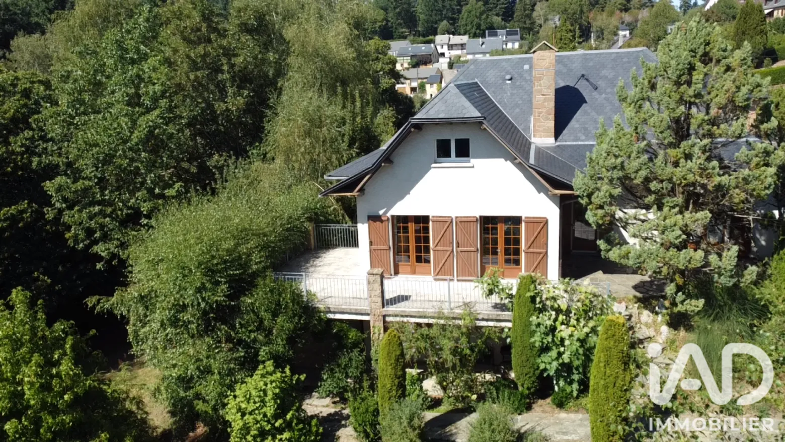 maison à Rieupeyroux