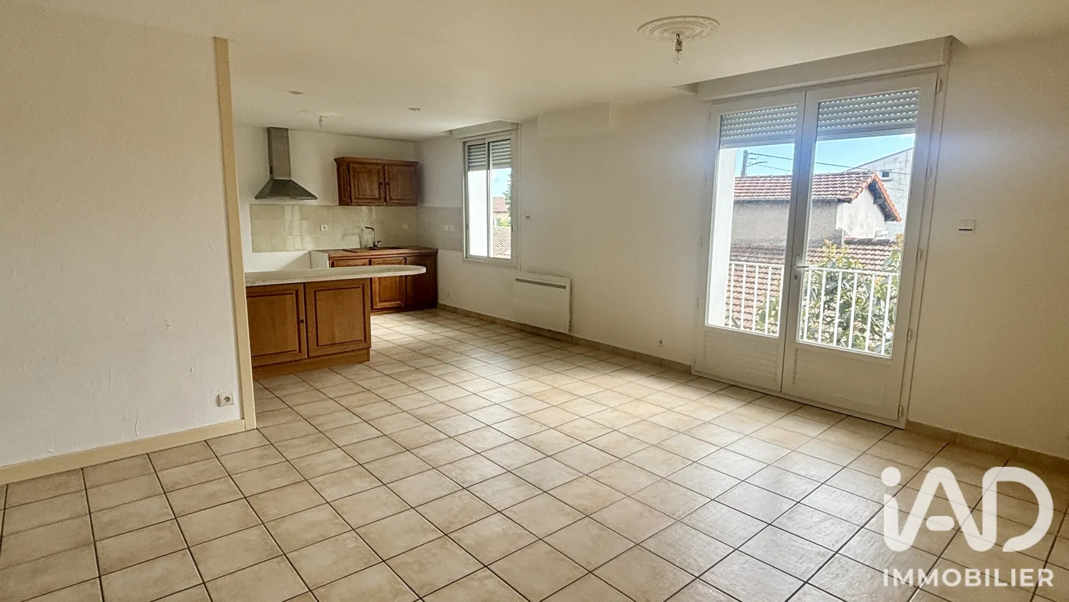 Vente appartement à Aubenas (07200) : appartement 3 pièces 80 m² - 2099227 — 3