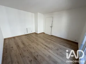 Apartment in Melun (77000)