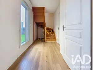 Apartment in Bordeaux (33100)