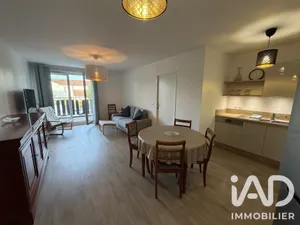 Apartment in Tigery (91250)