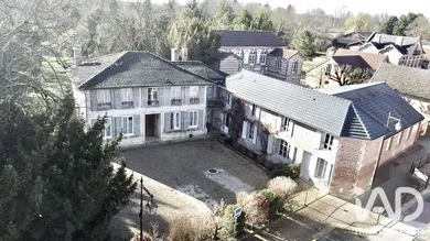 Mansion in Courtisols (51460)