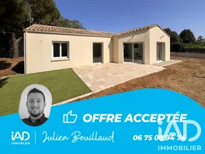 Detached house in Sérigné (85200)