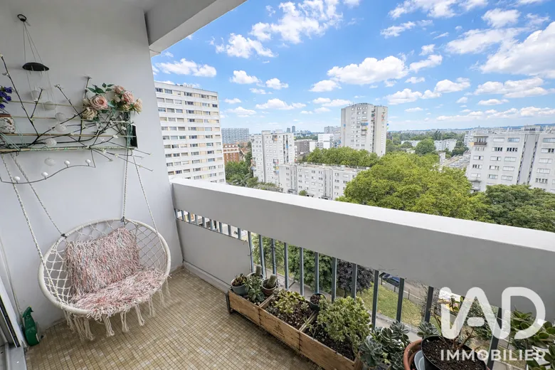 Appartement 4 pièces 89 m² · à La Courneuve · 89 m² · 209 000 €