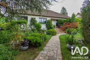 House in Orgeval (78630)