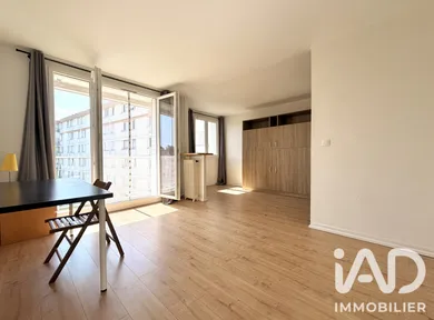 Apartment in Ivry-sur-Seine (94200)