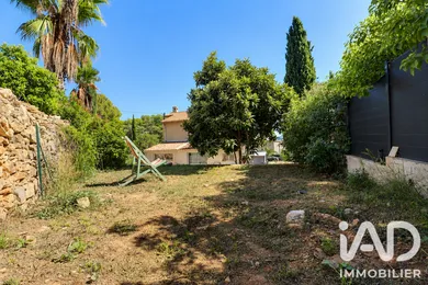Apartment in Bandol (83150)