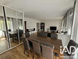 Apartment in Le Port-Marly (78560)