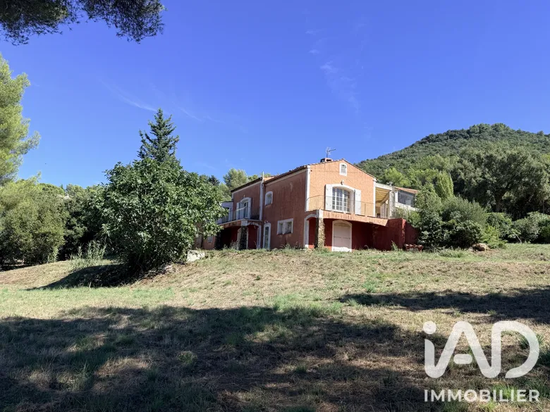 Maison 10 pièces 330 m² · à Le Pradet · 330 m² · 1 560 000 €