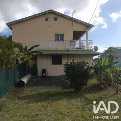 Appartement à BOIS DE NEFLES ST PAUL (97411)