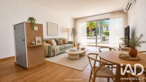 Apartment in Le Lavandou (83980)