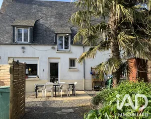 House in Pleine-Fougères (35610)