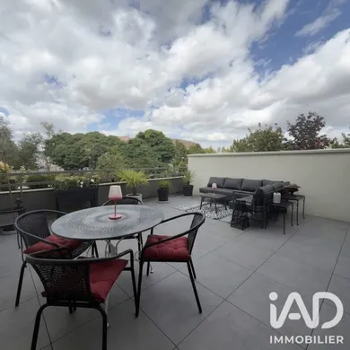 Appartement à Vaux-le-Pénil (77000)